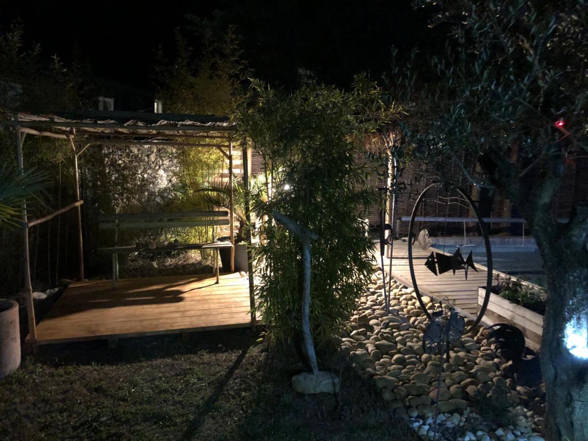 Le Luberon Des Artistes Villa Oppede Exterior photo