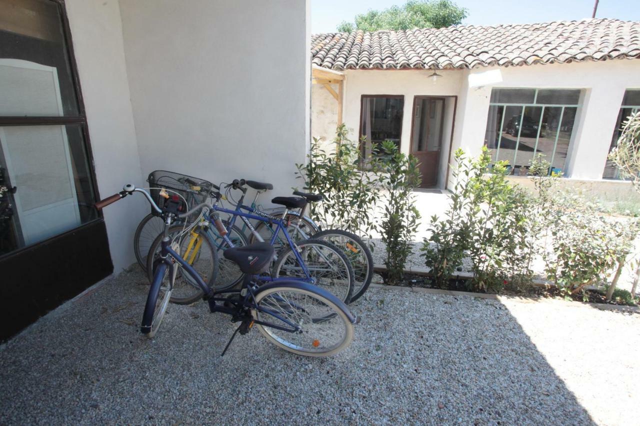 Le Luberon Des Artistes Villa Oppede Exterior photo