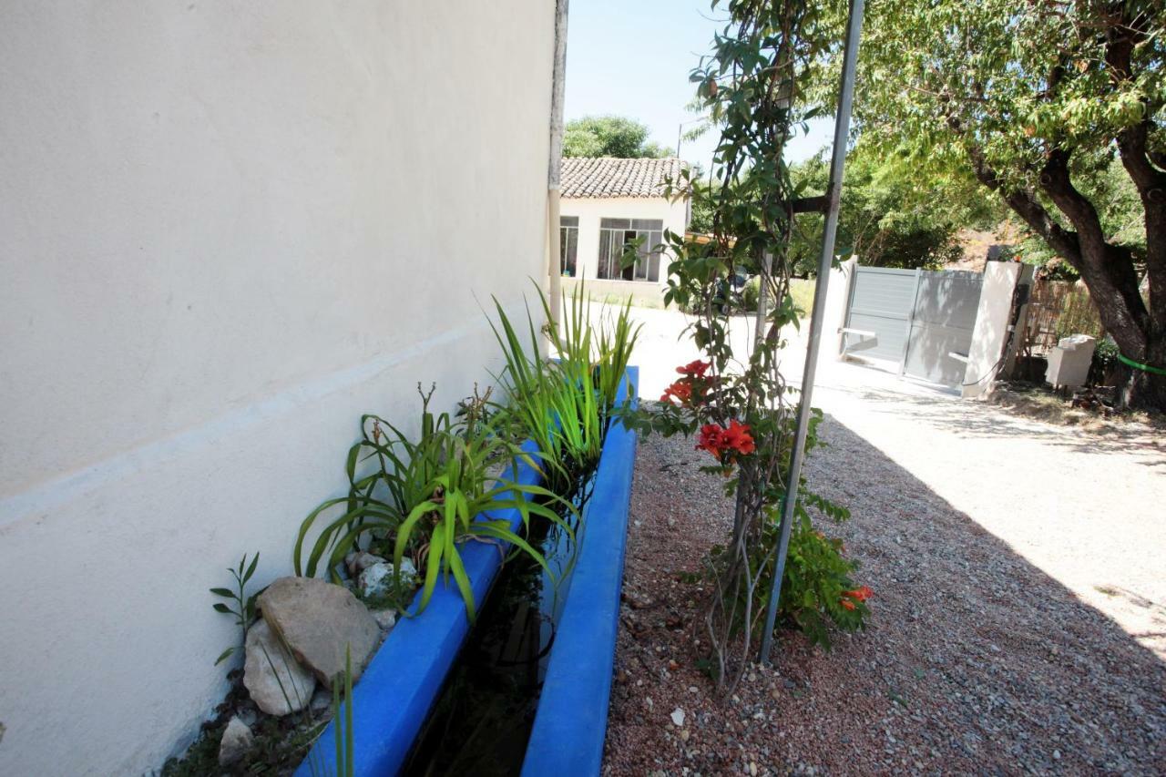 Le Luberon Des Artistes Villa Oppede Exterior photo